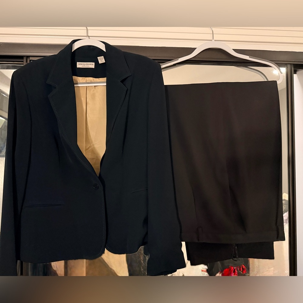 Women’s Black Blazer and Pant Set